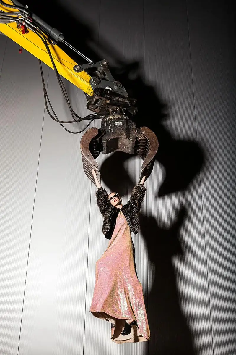 4See Magazin, Power Issue, Fashion Editorial by photographer Christoph Neumann, Berlin