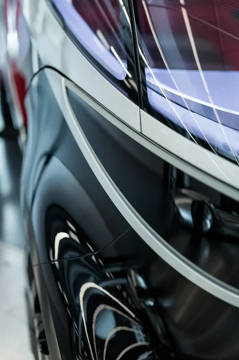 Mercedes-Benz, Corporate Campaign by photographer Christoph Neumann, Berlin