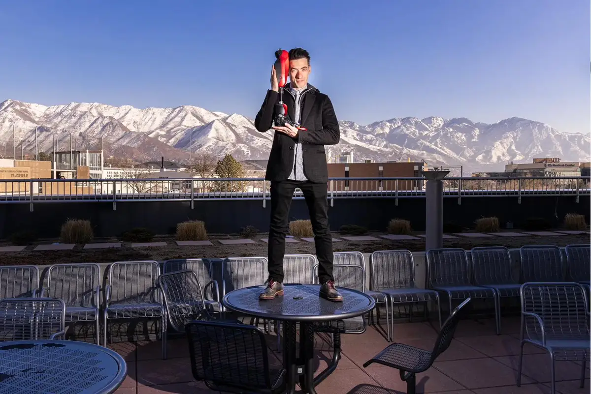 Tommaso Lenzi, Bionic Engineering Lab, Salt Lake City by photographer Christoph Neumann, Berlin