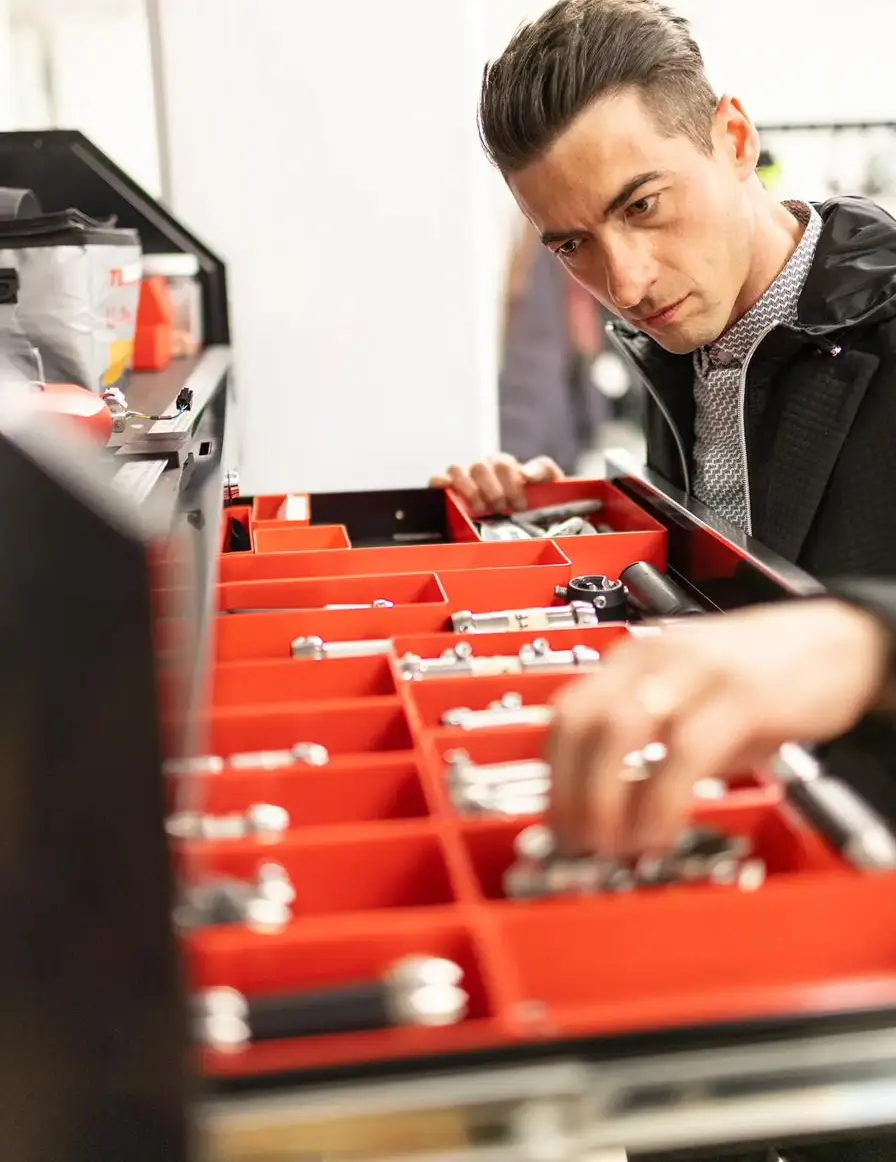 Tommaso Lenzi, Bionic Engineering Lab, Salt Lake City by photographer Christoph Neumann, Berlin